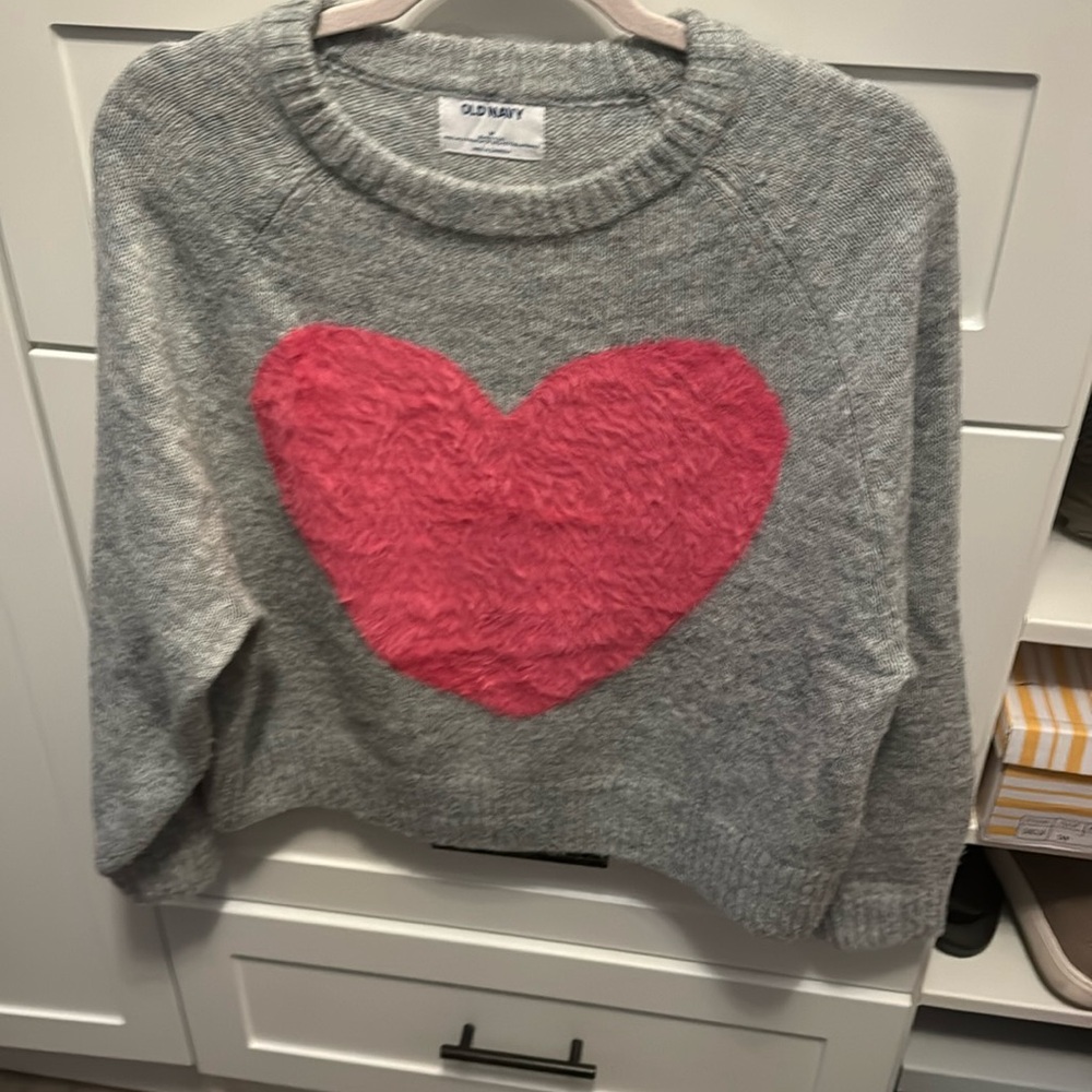 Adorable 🩷 sweater